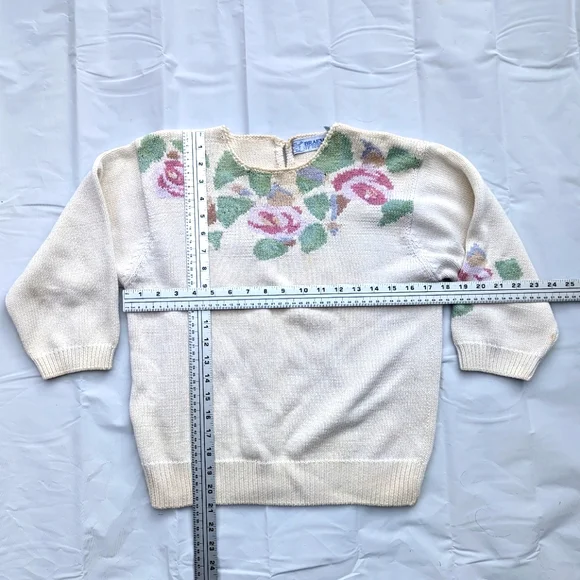 Floral Patterned Cream Sweater - Picture 2 of 8